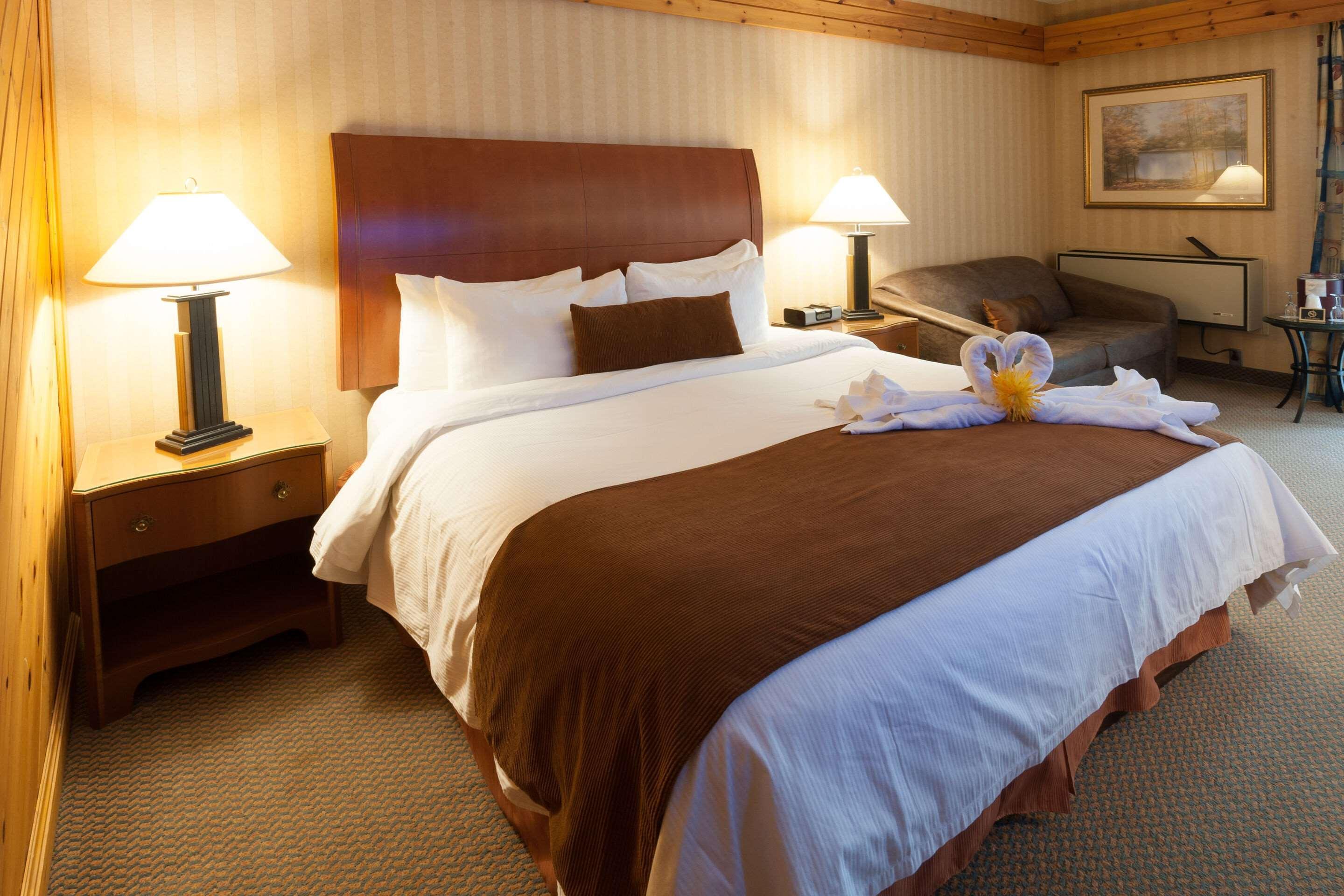 Pinestone Resort, Conference Centre, Spa & Golf Course Haliburton Bagian luar foto
