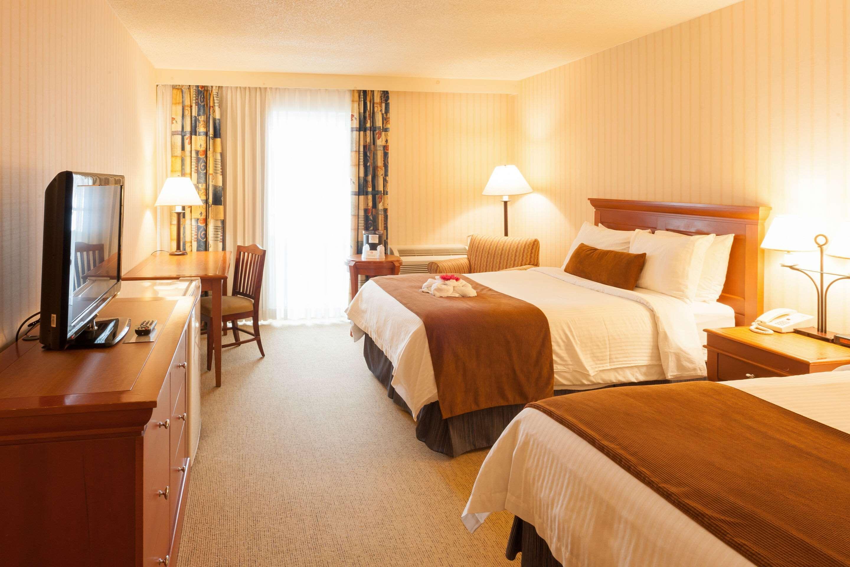 Pinestone Resort, Conference Centre, Spa & Golf Course Haliburton Bagian luar foto