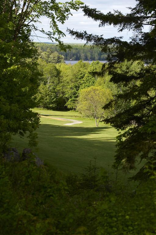 Pinestone Resort, Conference Centre, Spa & Golf Course Haliburton Bagian luar foto