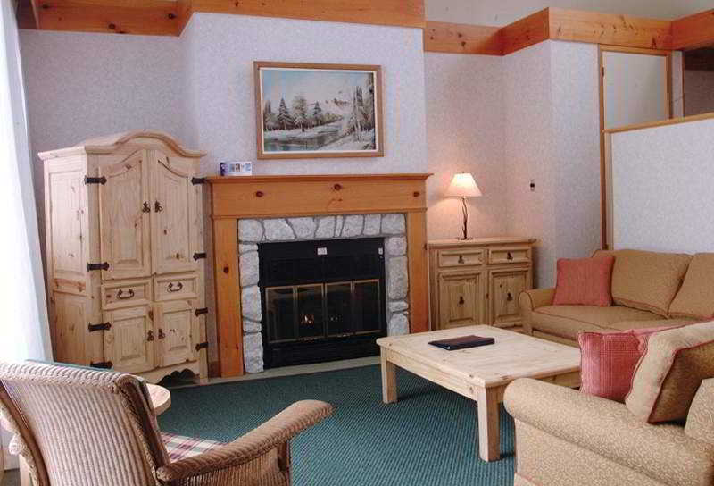 Pinestone Resort, Conference Centre, Spa & Golf Course Haliburton Ruang foto